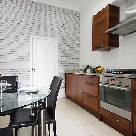 Apartamento Earls Court Amazing 2 Bed Flat In Central Londres Exterior foto
