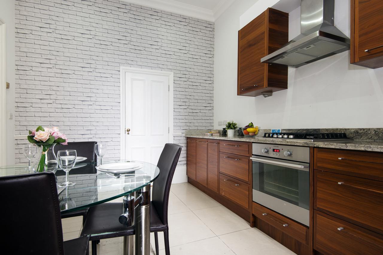 Apartamento Earls Court Amazing 2 Bed Flat In Central Londres Exterior foto